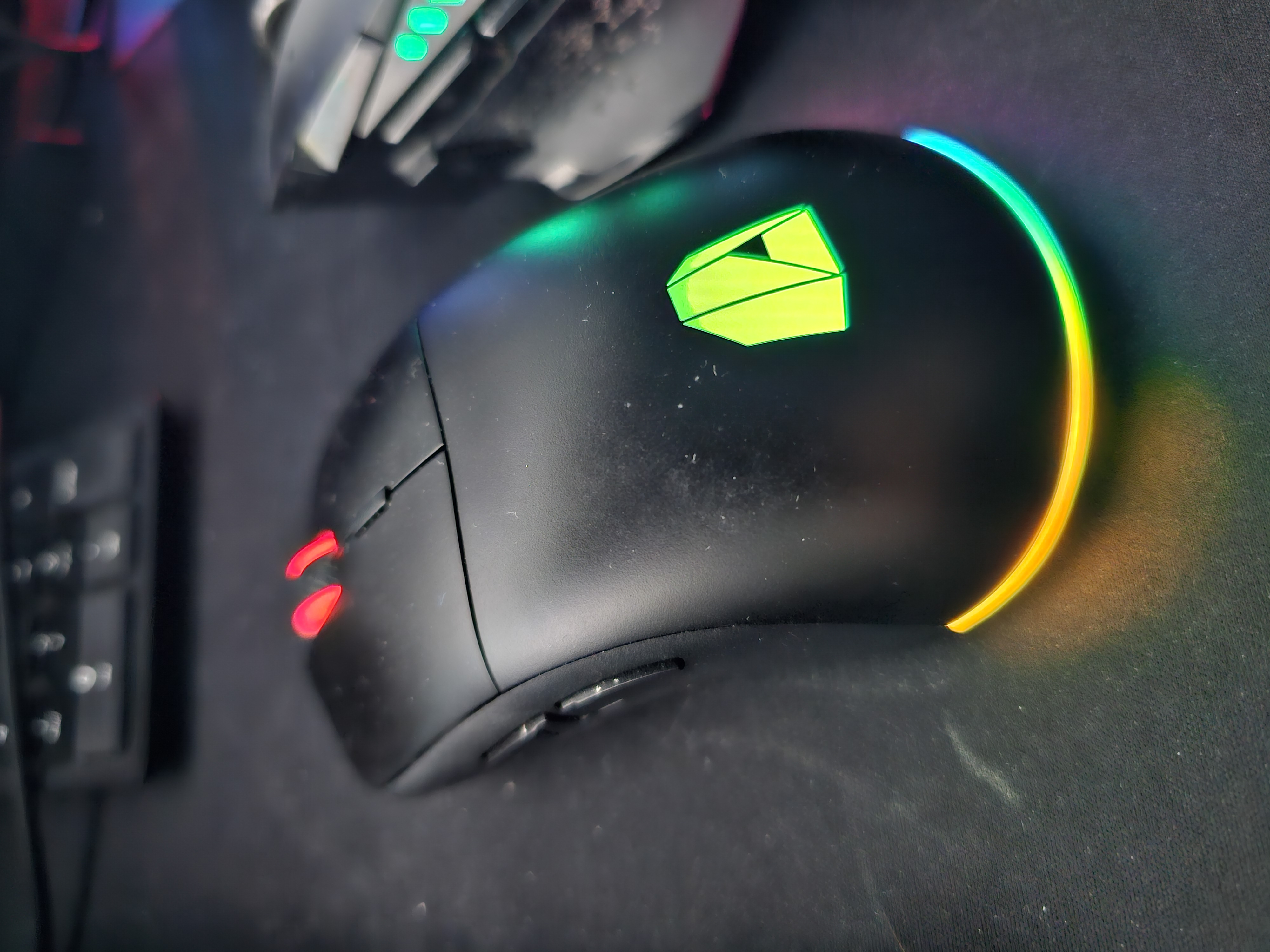 Nitropc souris gamer sans fil nm1 pro 16.000 dpi rgb NITROPC Pas Cher 